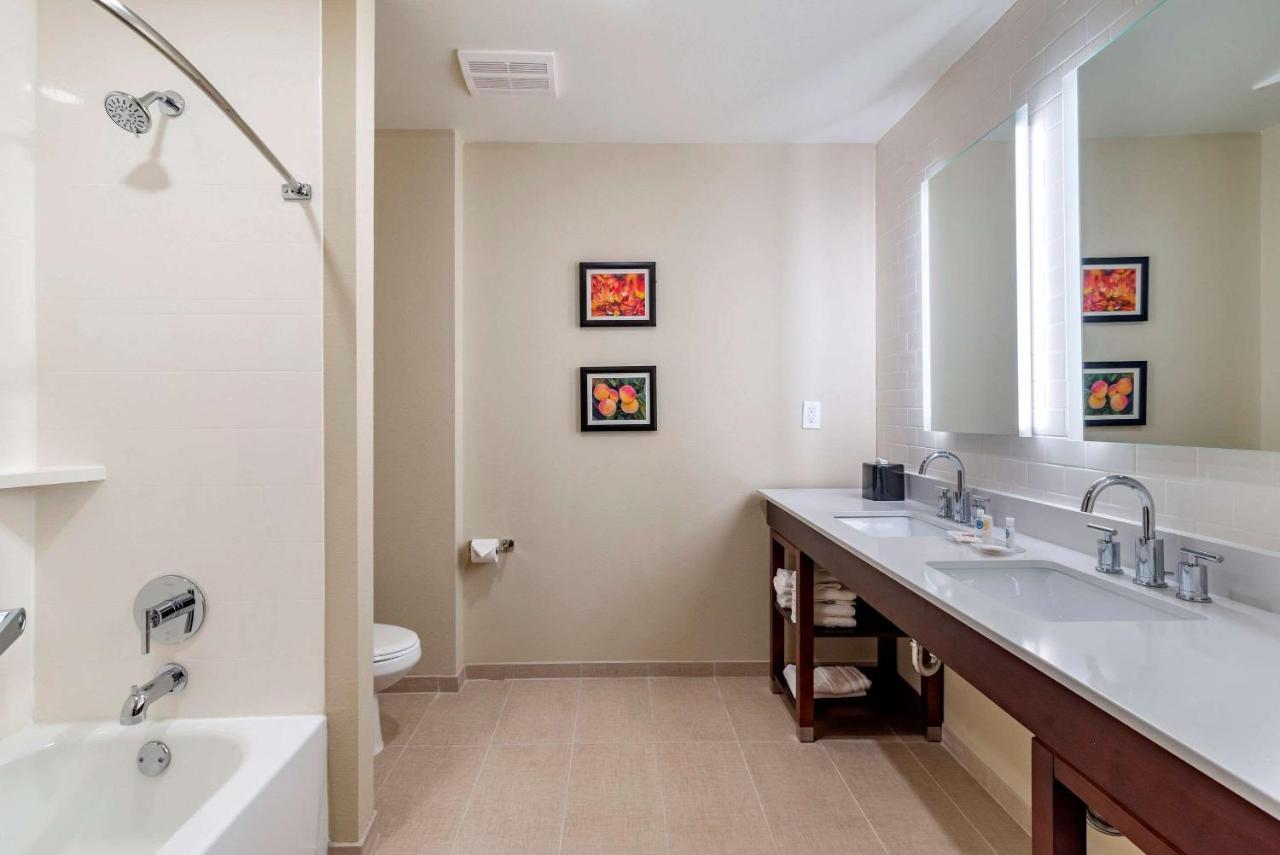 Comfort Suites Newnan Exteriér fotografie